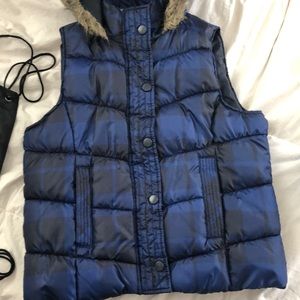 Vest! Size L juniors, Arizona